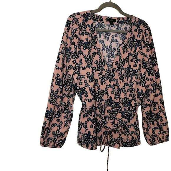 J.Crew Pink Navy Floral Wrap Blouse Peplum Style Long Sleeve Top Size XL - Picture 3 of 15